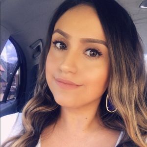 Meet your Posher, Marissa